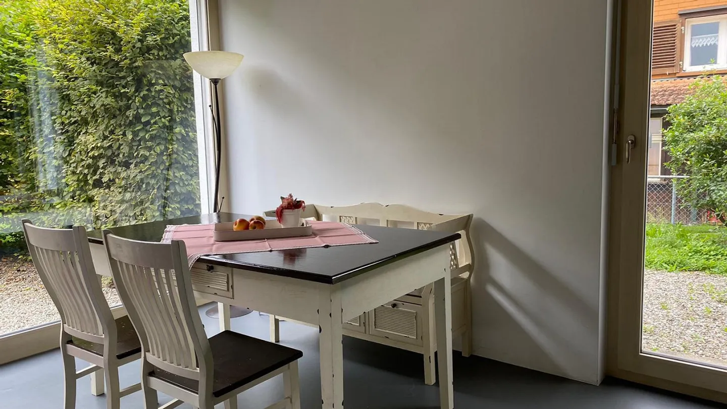 Charmante 2,5-Zimmer-Wohnung mit Garten - Foto 8 von 13