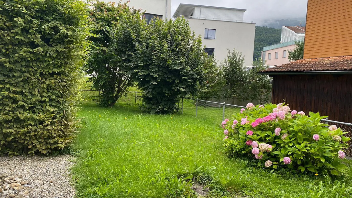 Charmante 2,5-Zimmer-Wohnung mit Garten - Foto 10 von 13