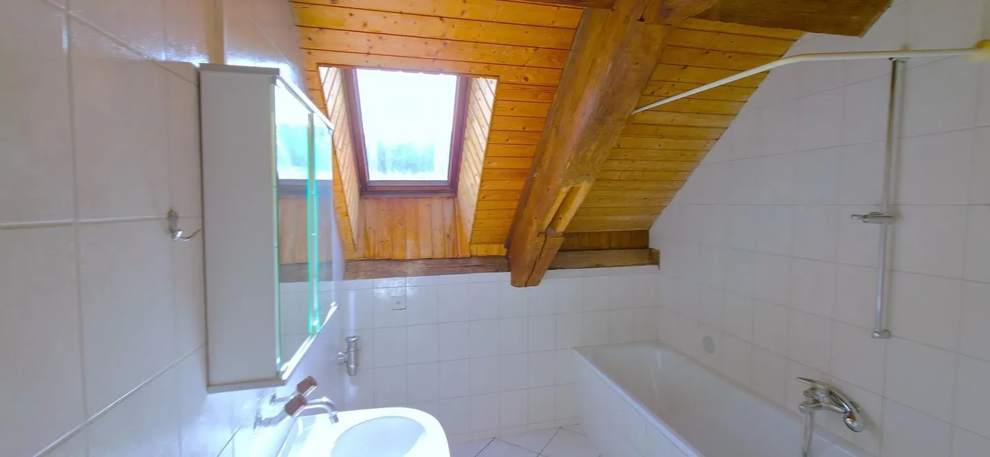 Appartement Charmant à Courchapoix - Photo 9 sur 13