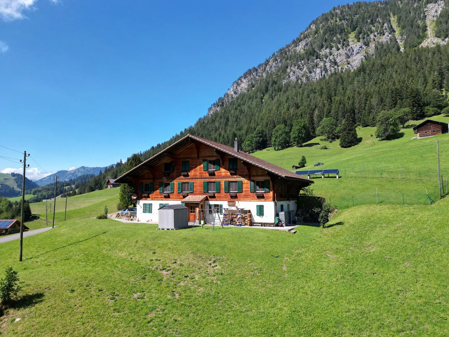 Haus mit 11 Zimmern - Foto 2 von 9
