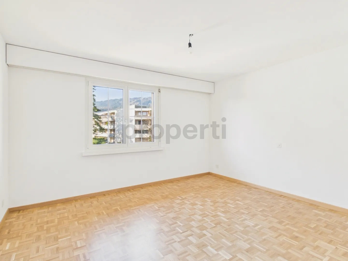 Bright 4.5-Room Apartment - Photo 9 of 13