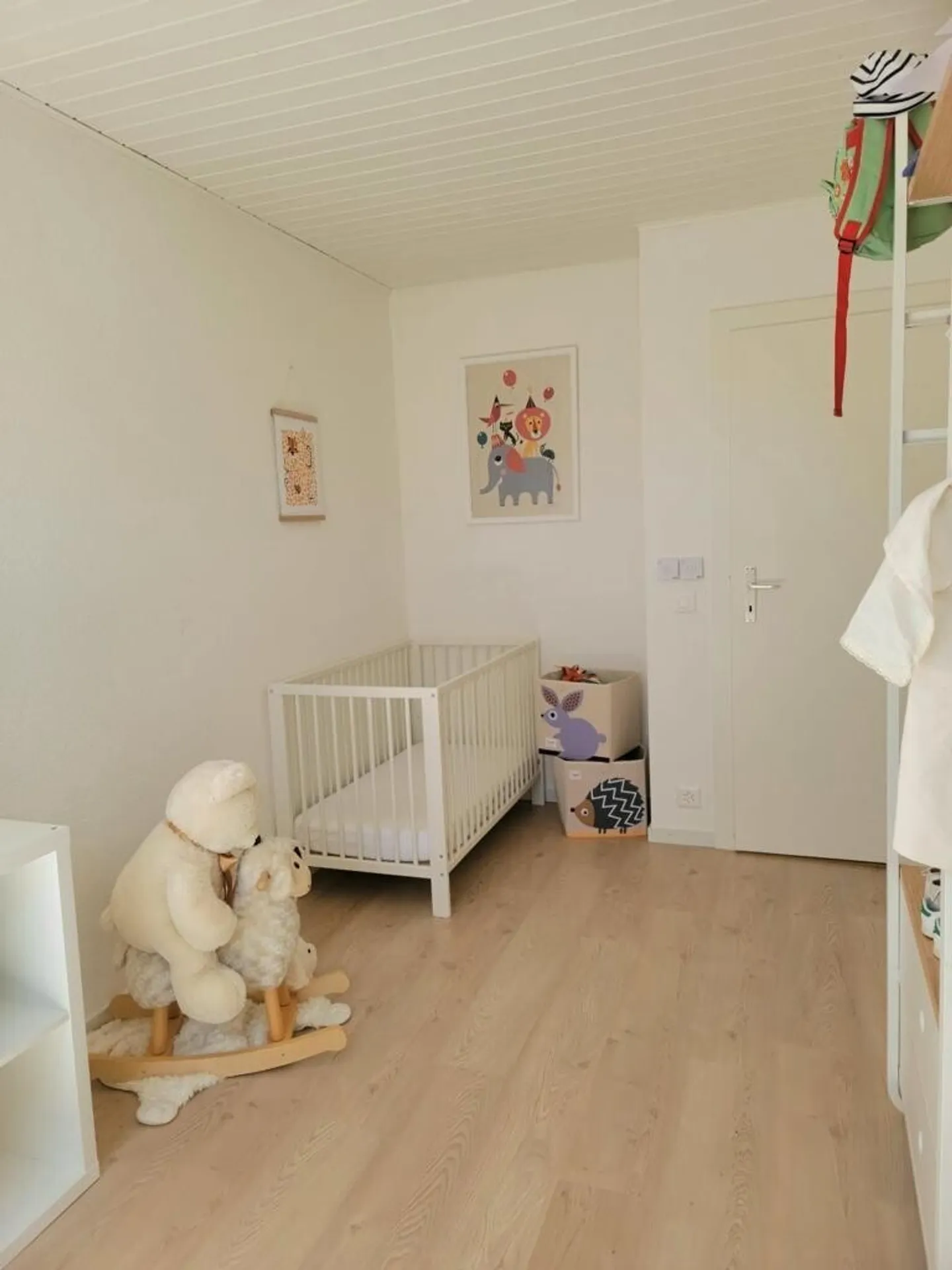 Magnifique villa avec véranda et beau jardin de 5.5 pièces! - Photo 8 sur 10