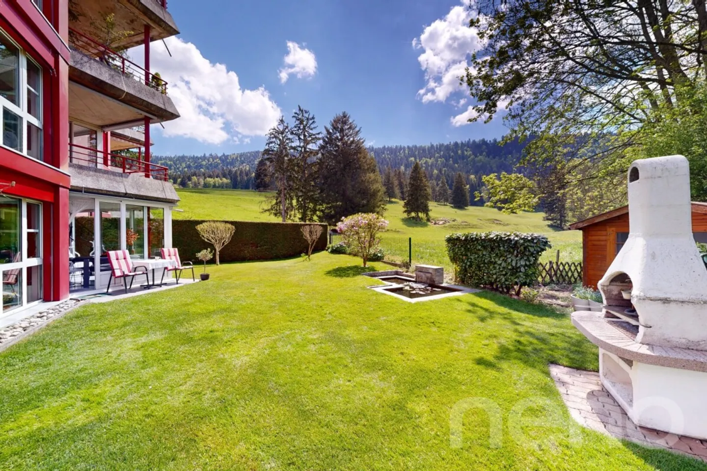 Magnificent apartment with veranda and private garden! - Photo 1 of 12
