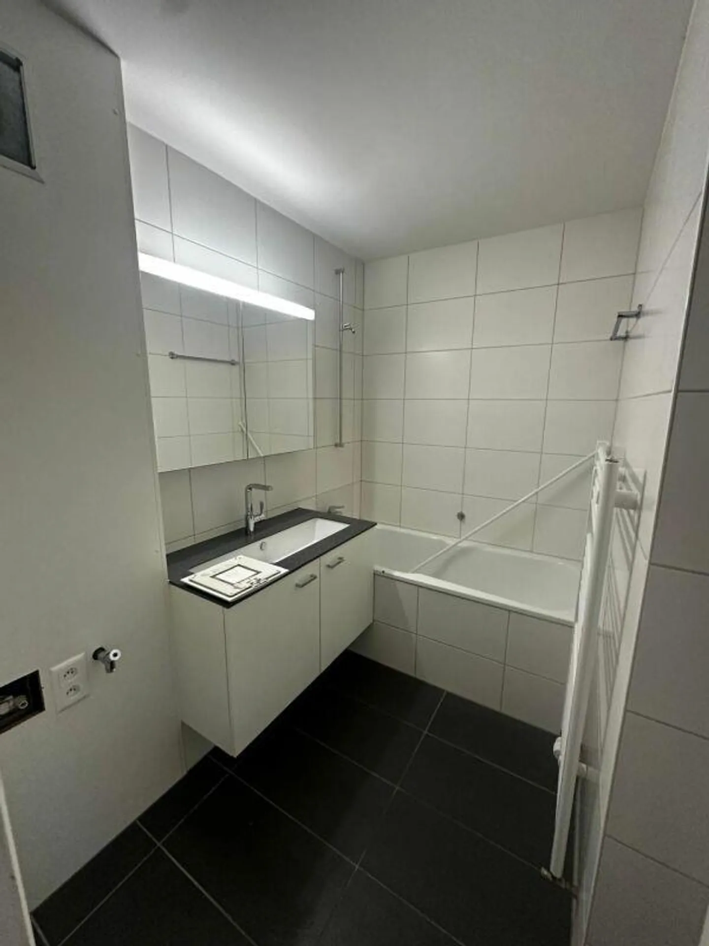 Incantevole appartamento di 3.5 locali a Dietikon - Foto 5 di 9