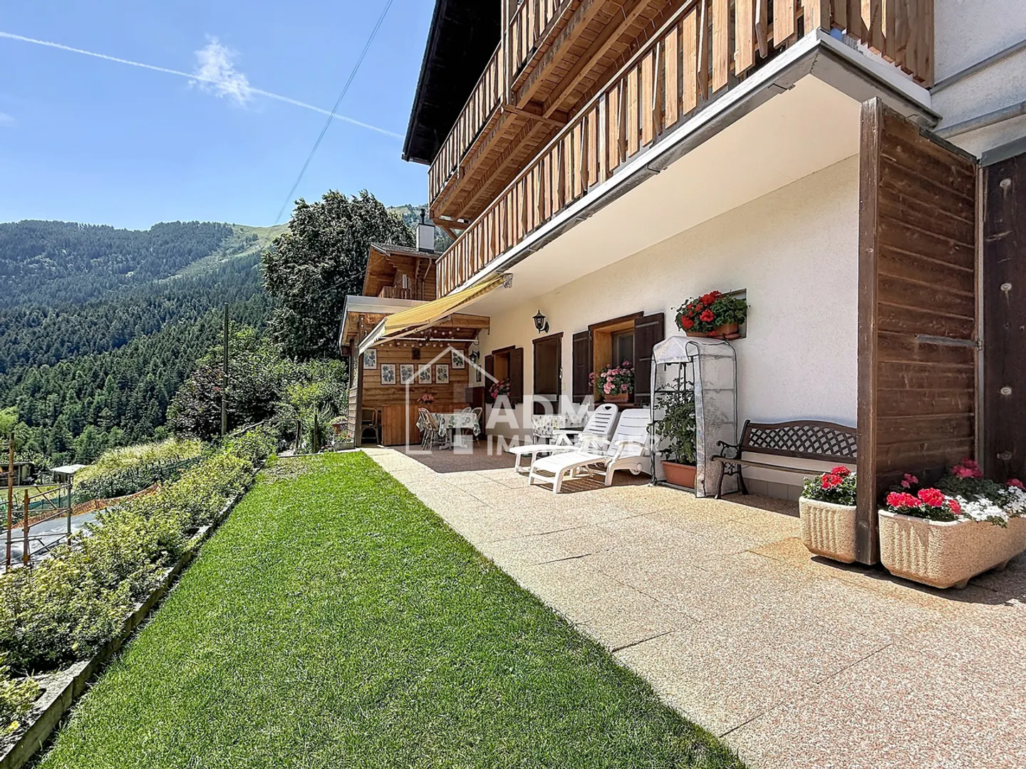 Ovronnaz, charming studio with private terrace of 41 m2 - Photo 1 of 11