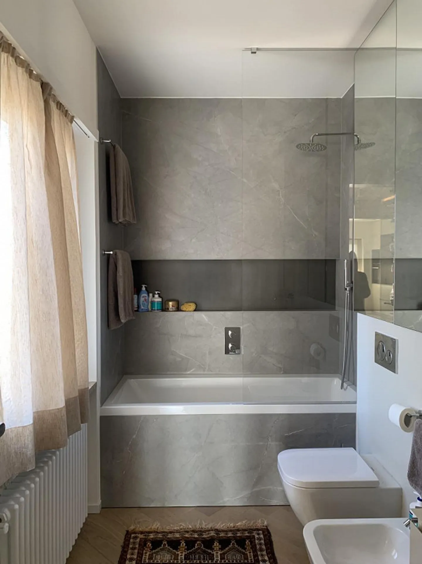 Elegant Penthouse in the Heart of Lugano - Photo 2 of 13