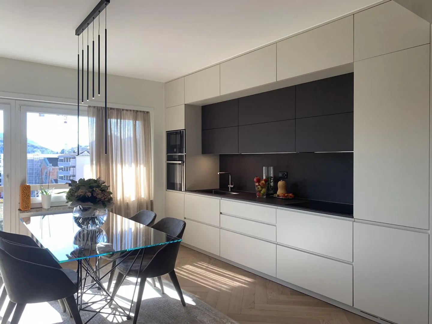 Elegant Penthouse in the Heart of Lugano - Photo 7 of 13