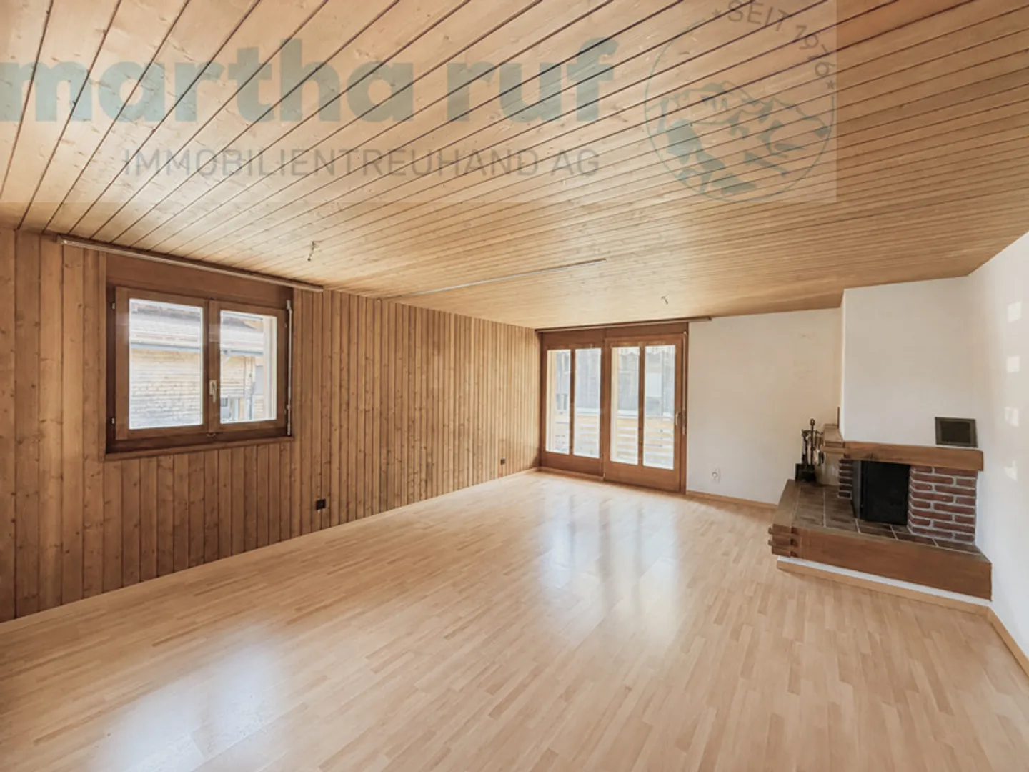 Accogliente appartamento per vacanze di 2,5 stanze con camino e balcone - Foto 3 di 14
