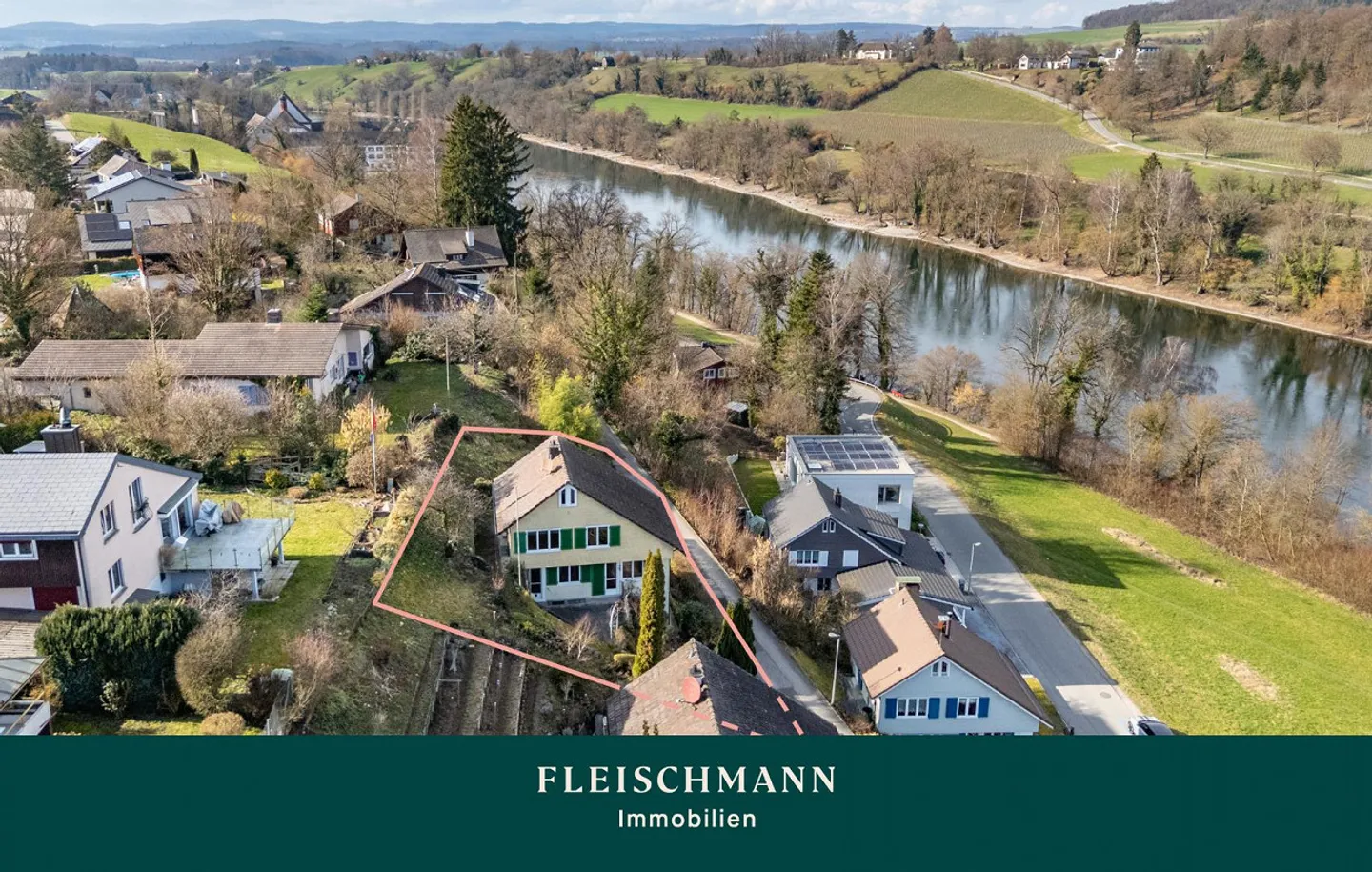 Charmantes Haus mit Traumhaftem Ausblick - Foto 1 von 16