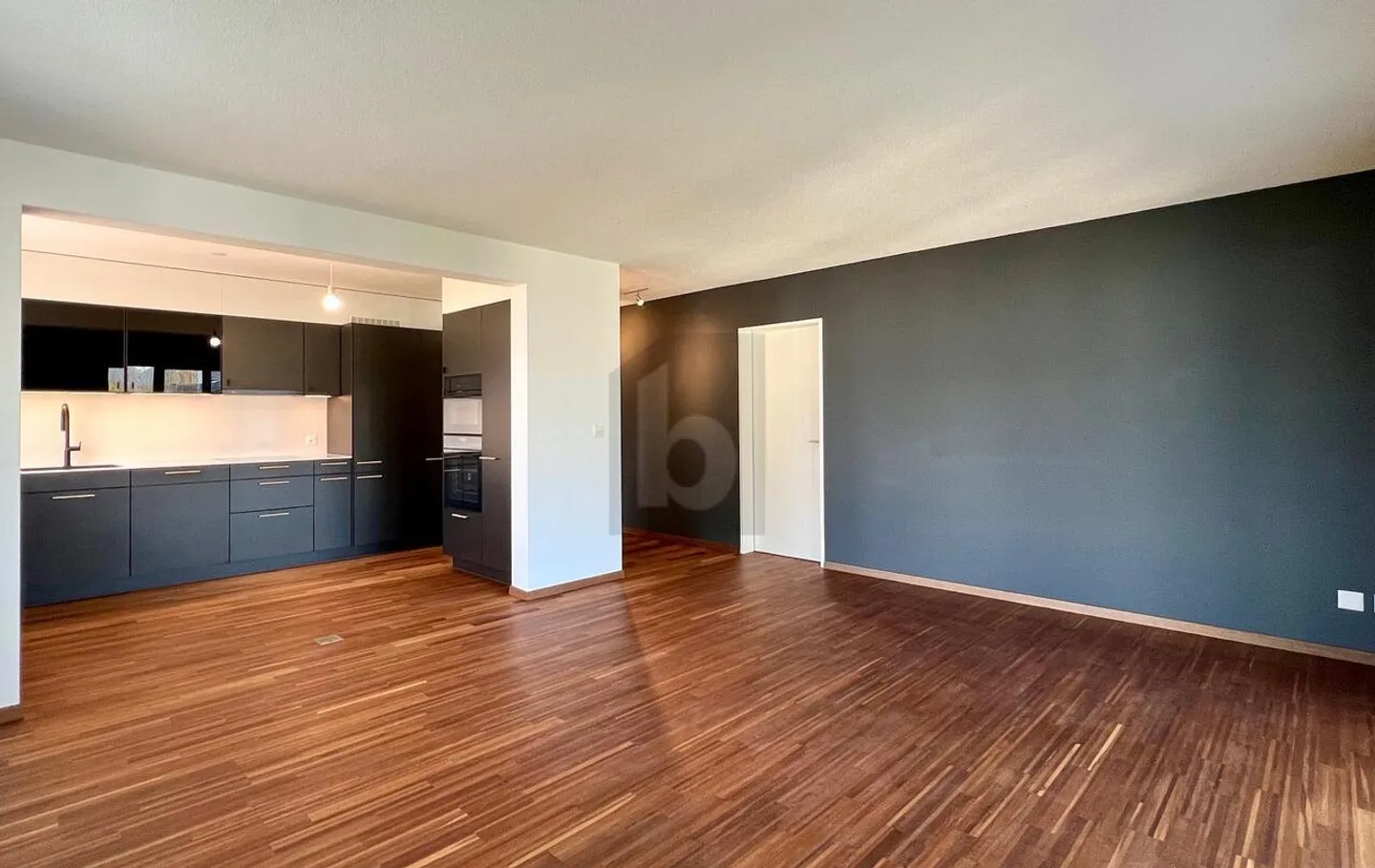Apartment for sale - Photo 2 of 6