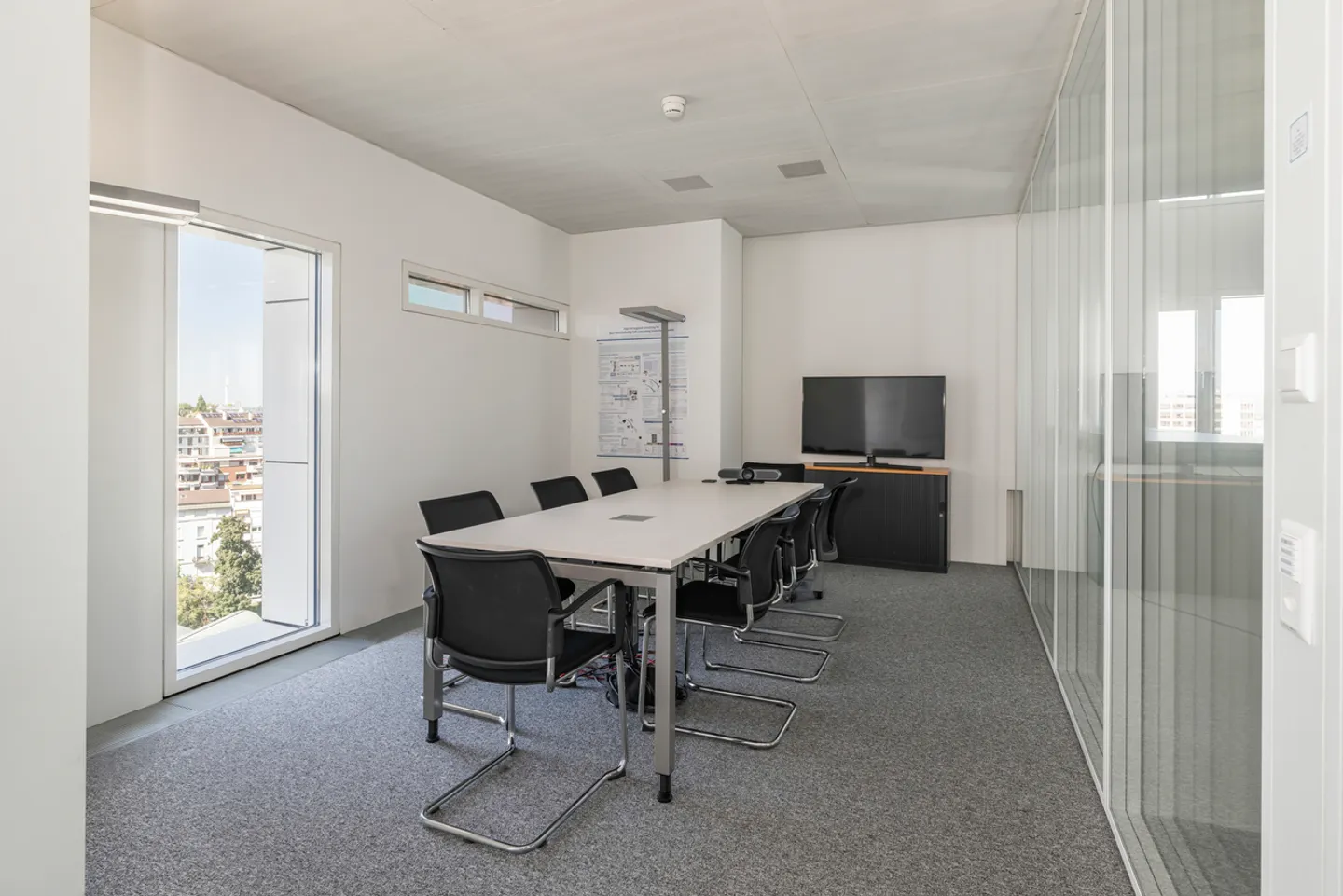 Espaces de bureau - dans le White Plaza près de la gare SBB, environ 200m2 à 400m2 - Photo 5 sur 13