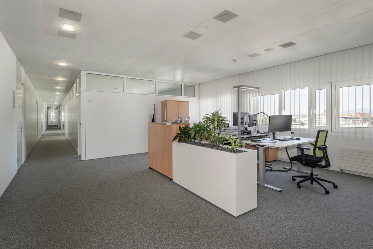 Espaces de bureau - dans le White Plaza près de la gare SBB, environ 200m2 à 400m2 - Photo 7 sur 13