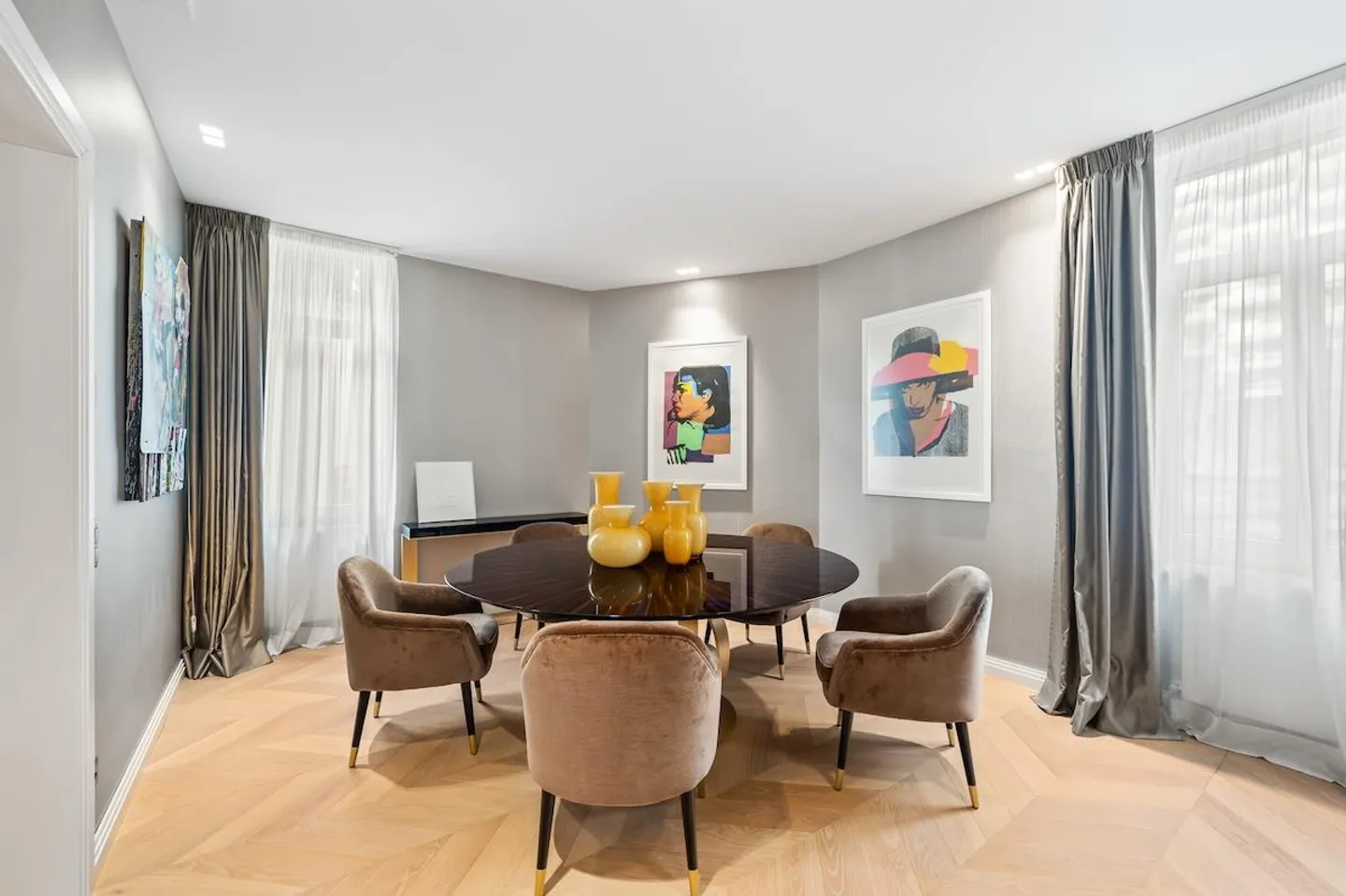 Elegante Attico Duplex con Vista Lago - Foto 6 di 13