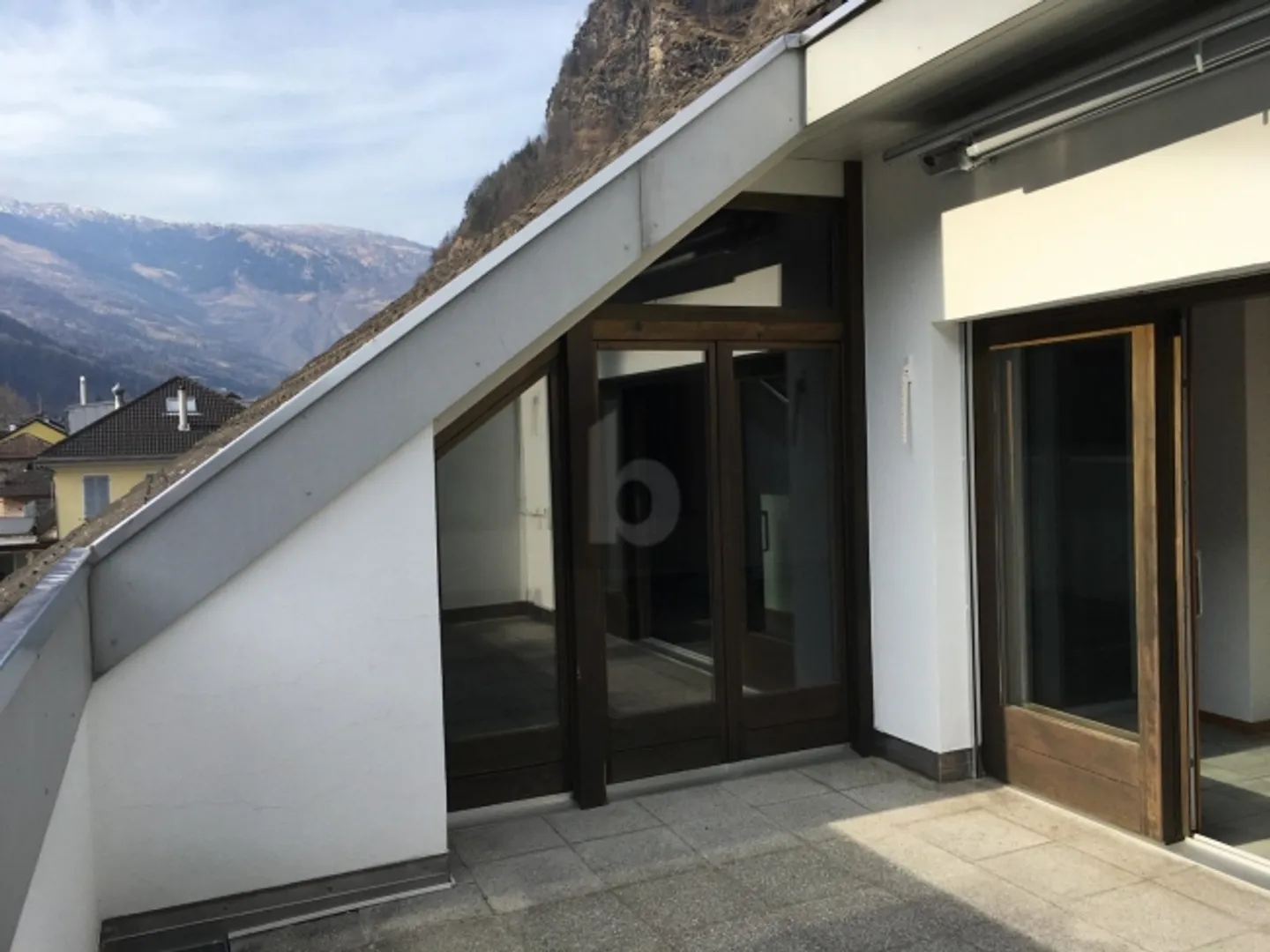 «NON PIU' DISPONIBILE» - Foto 4 di 6