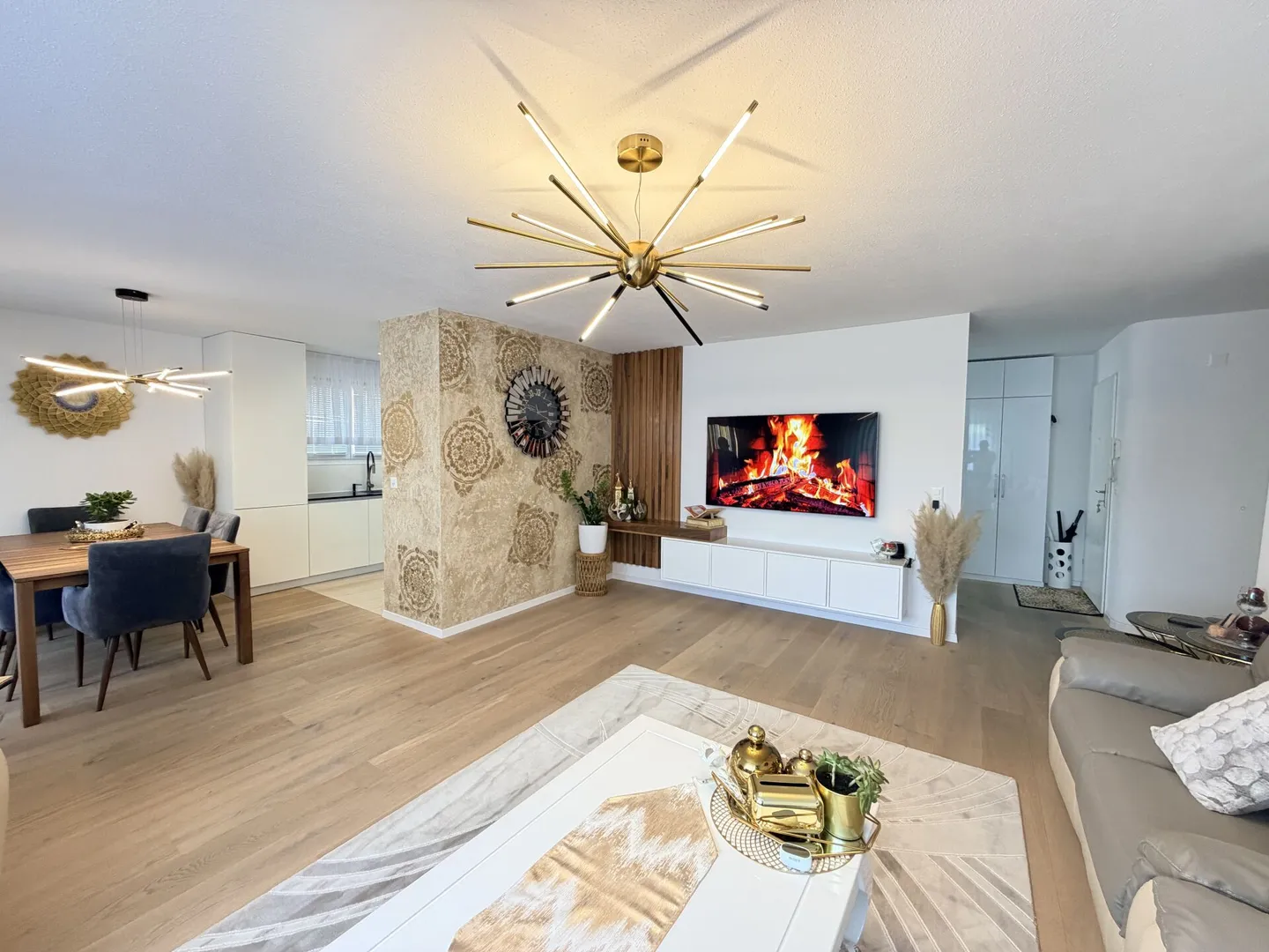 Appartamento attraente di 4,5 stanze con molto comfort abitativo - Foto 1 di 11