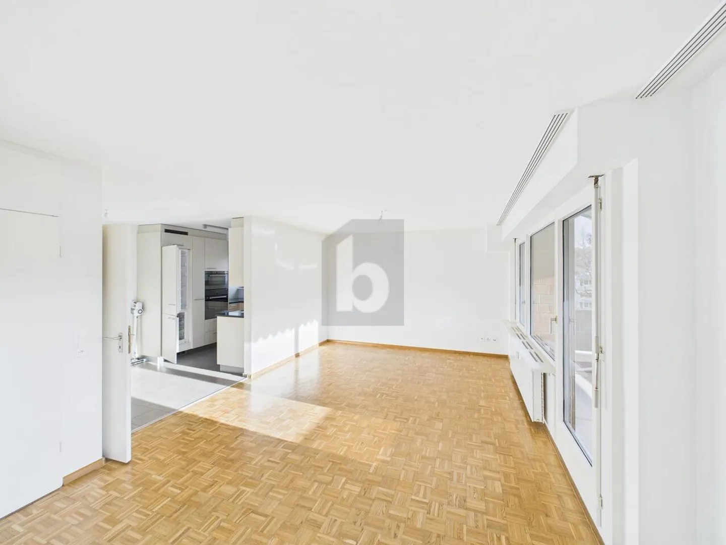 Charmante appartement central avec vue - Photo 2 sur 6