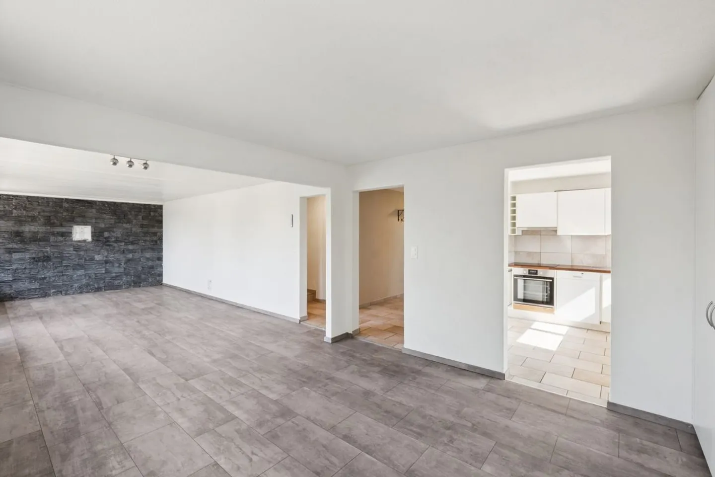 Maison individuelle à vendre - Photo 5 sur 13