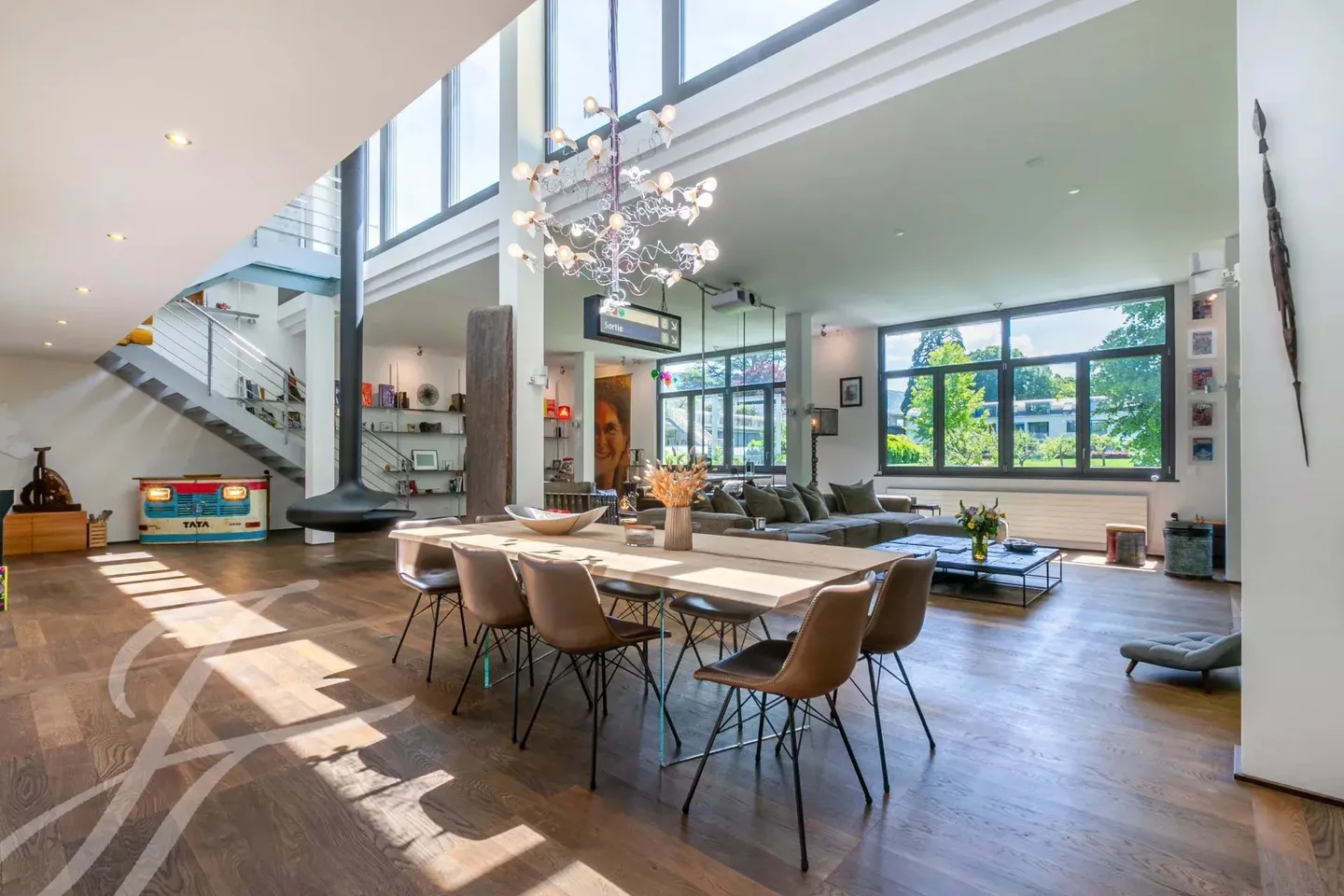 Exklusiv und außergewöhnlich: ein Loft, das nicht zu verpassen ist - Foto 1 von 14
