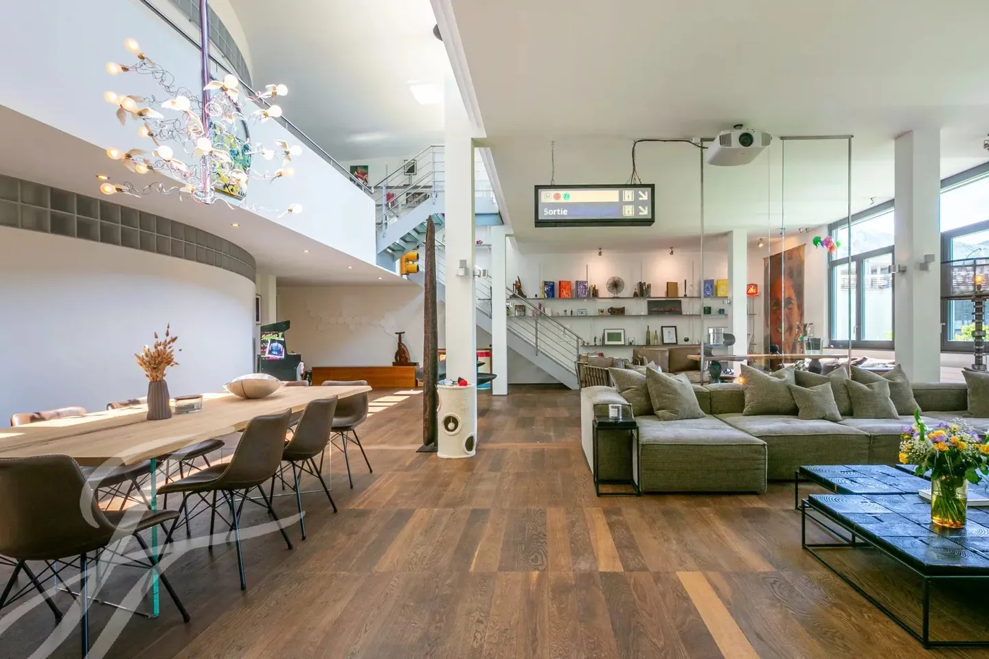Exklusiv und außergewöhnlich: ein Loft, das nicht zu verpassen ist - Foto 2 von 14