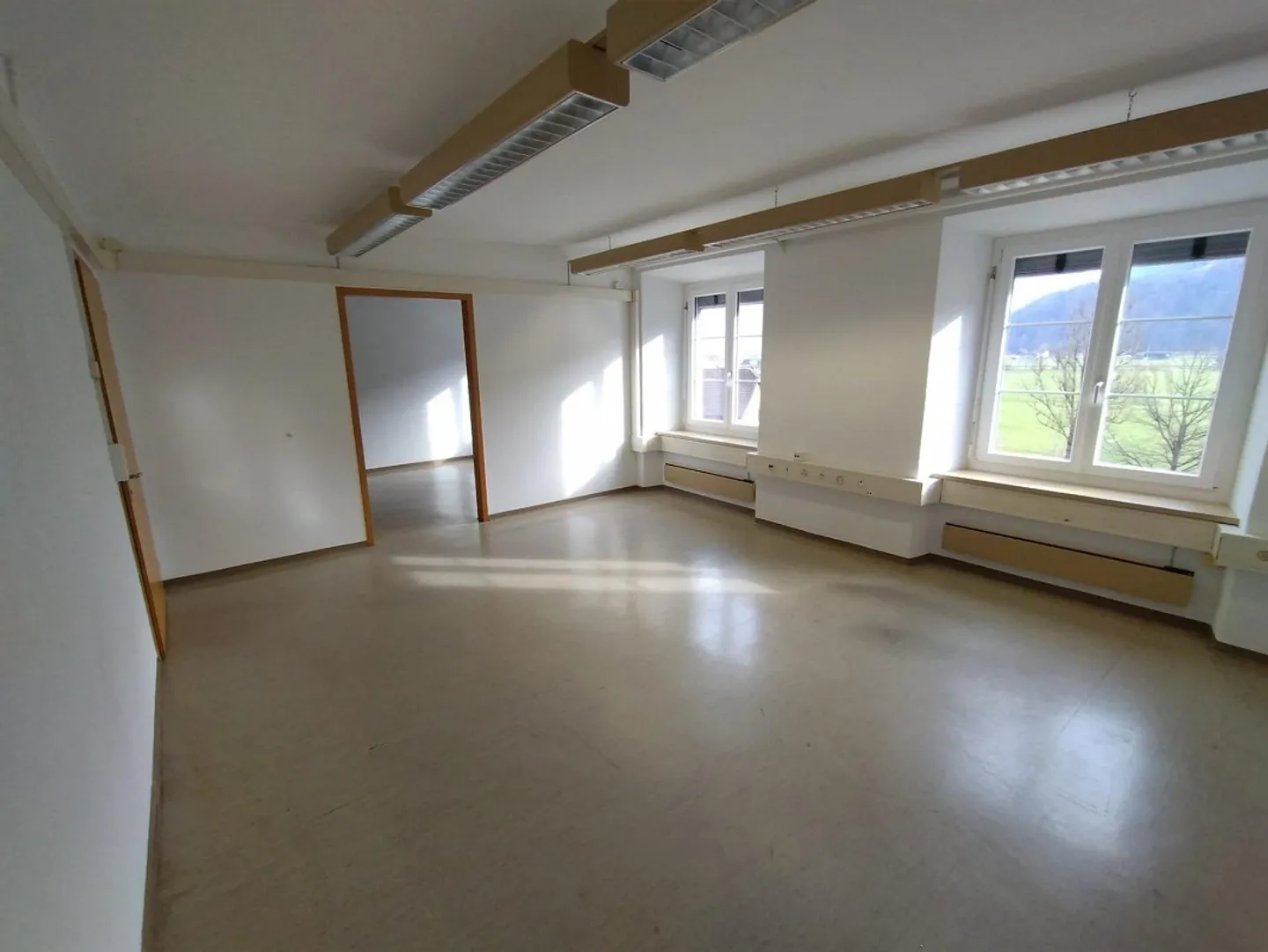 Stanze per ufficio, studio, produzione, vendita, ecc. - Foto 4 di 5