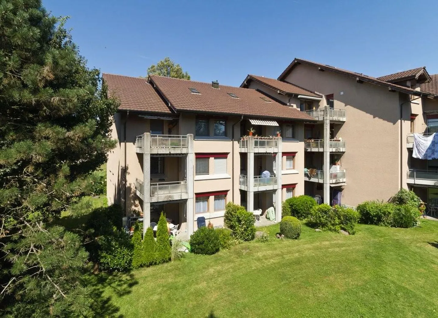 Geräumige 2.5 Zimmer Wohnung - Foto 1 von 8