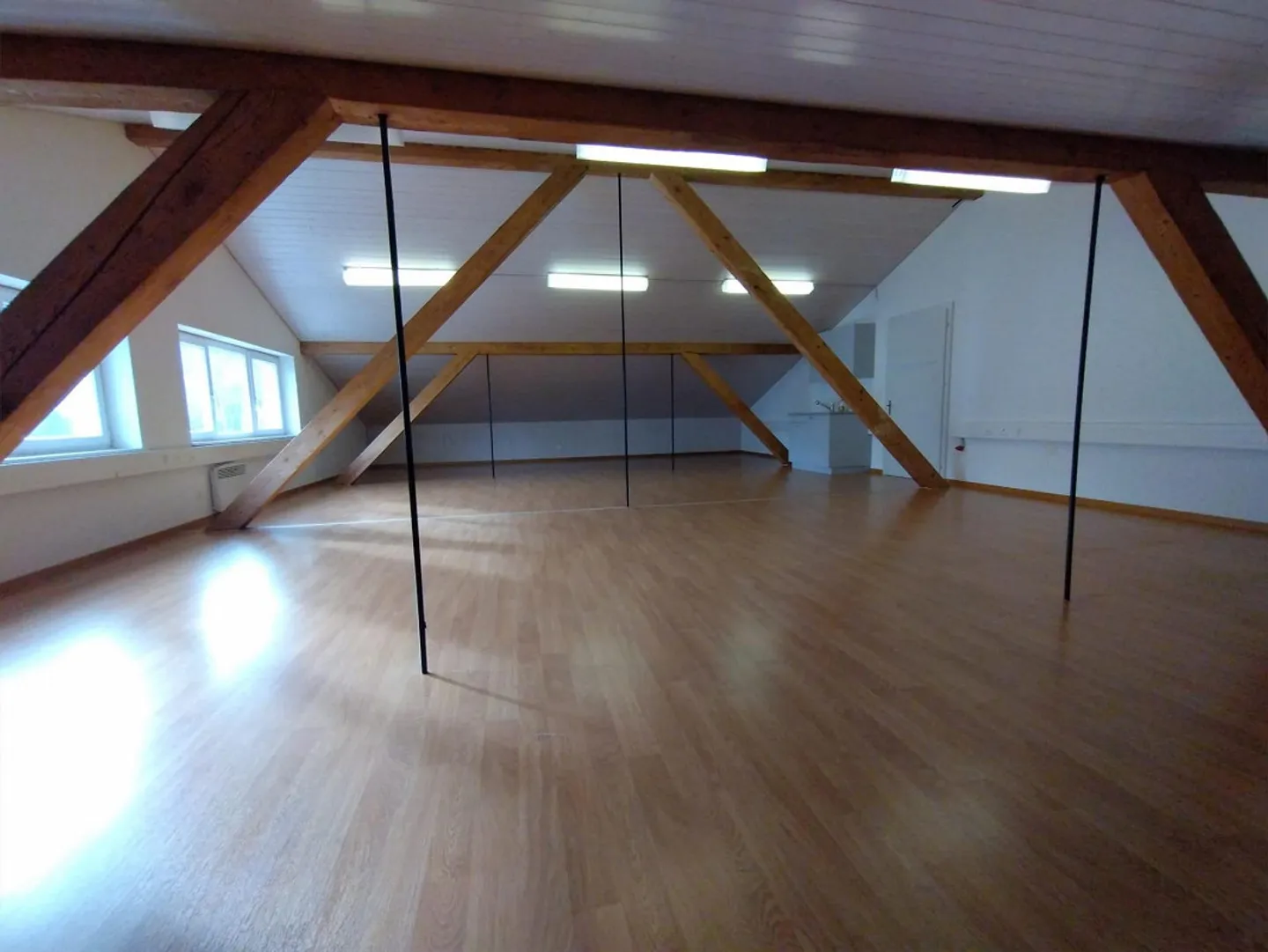 Stanze per ufficio, studio, produzione, vendita, ecc. - Foto 2 di 5