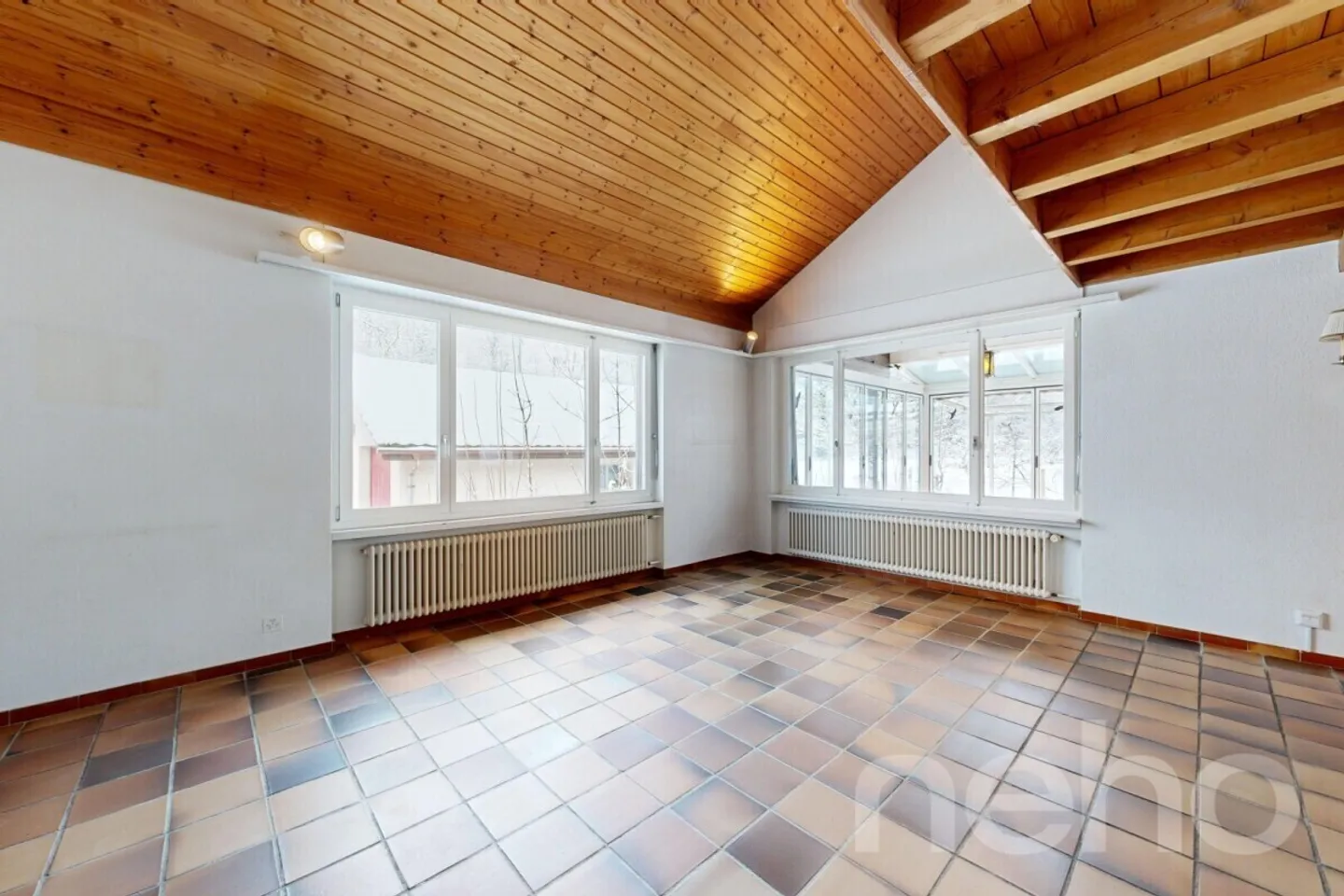 Spacious 4.5-Room Semi-Detached House - Photo 2 of 11