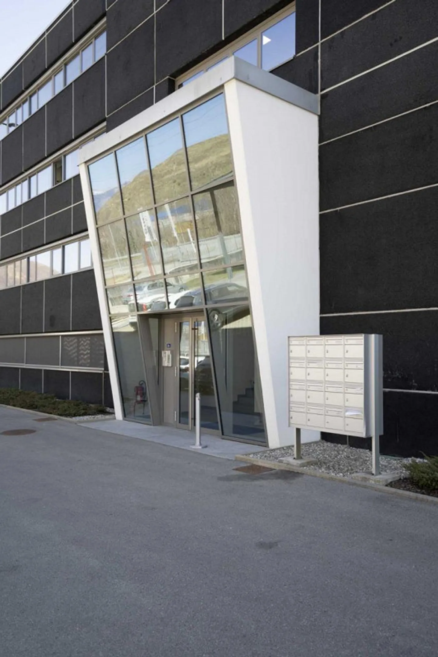 Gewerbefläche in Mezzovico - Foto 4 von 4