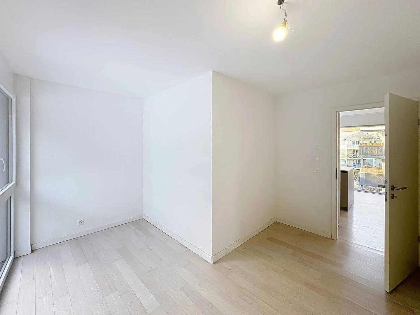 Appartement moderne avec vue montagne - Photo 8 sur 13