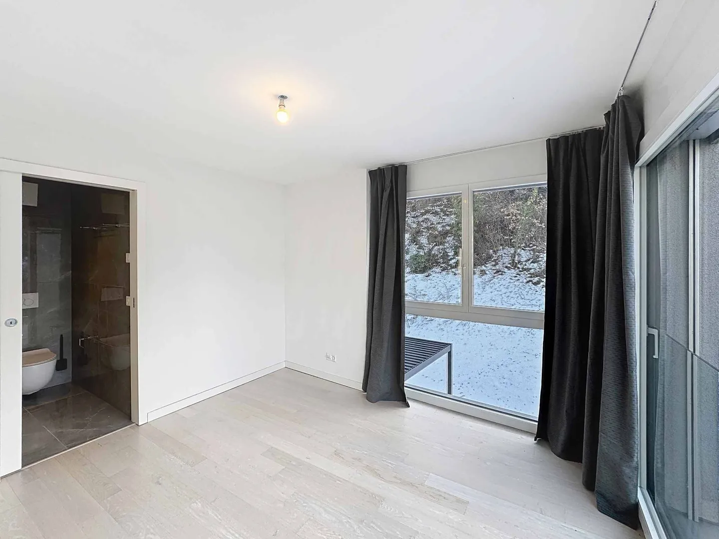 Appartement moderne avec vue montagne - Photo 9 sur 13