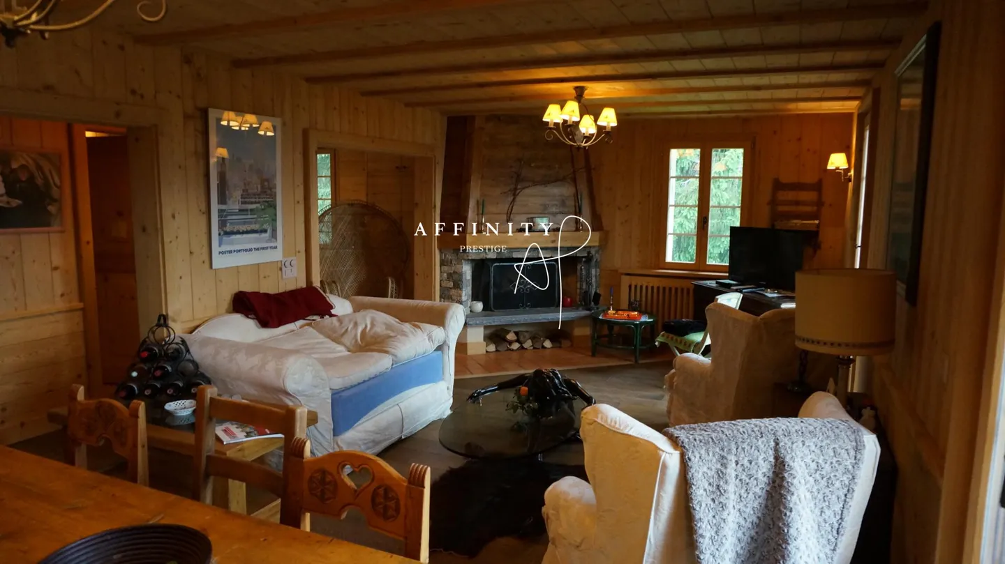 Chalet with Mountain View - Photo 3 of 8