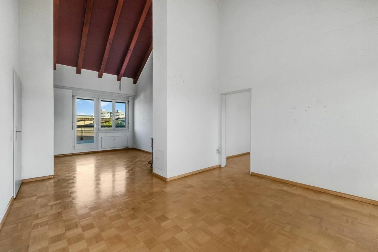 «Über den Dächern von Basel- 4.5-Zi. Attikawohnung mit 2 Terrassen und 2 AEP» - Foto 2 von 13