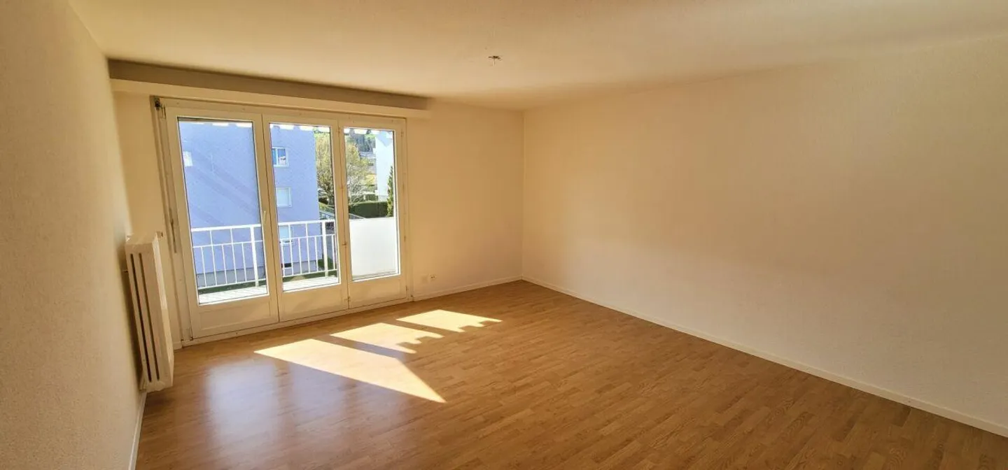 Helle Wohnung mit fantastischer Aussicht - Foto 3 von 9