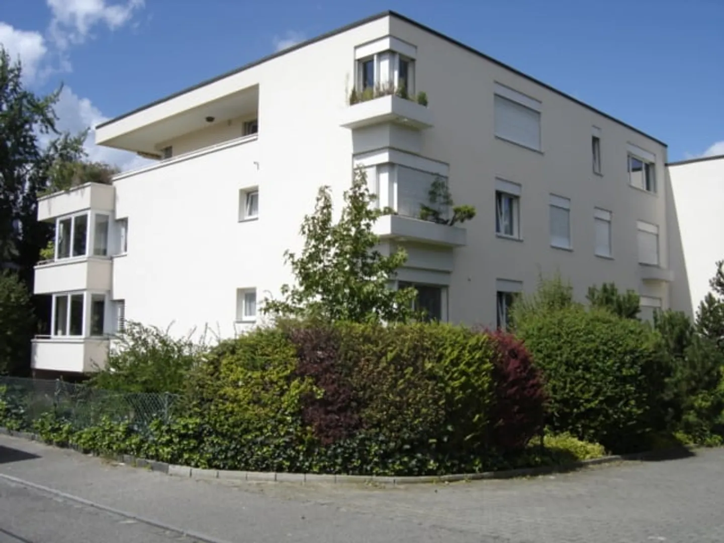 Place de parking en garage à louer à Allschwil - Photo 1 sur 3