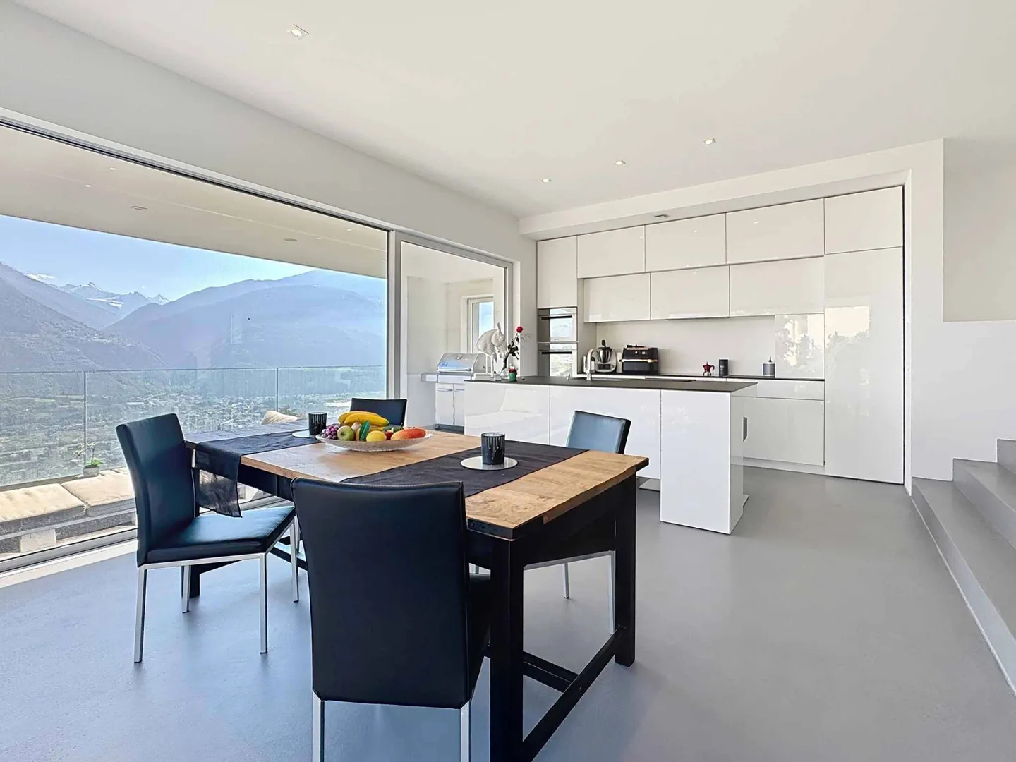 Villa moderne avec piscine - Photo 5 sur 11