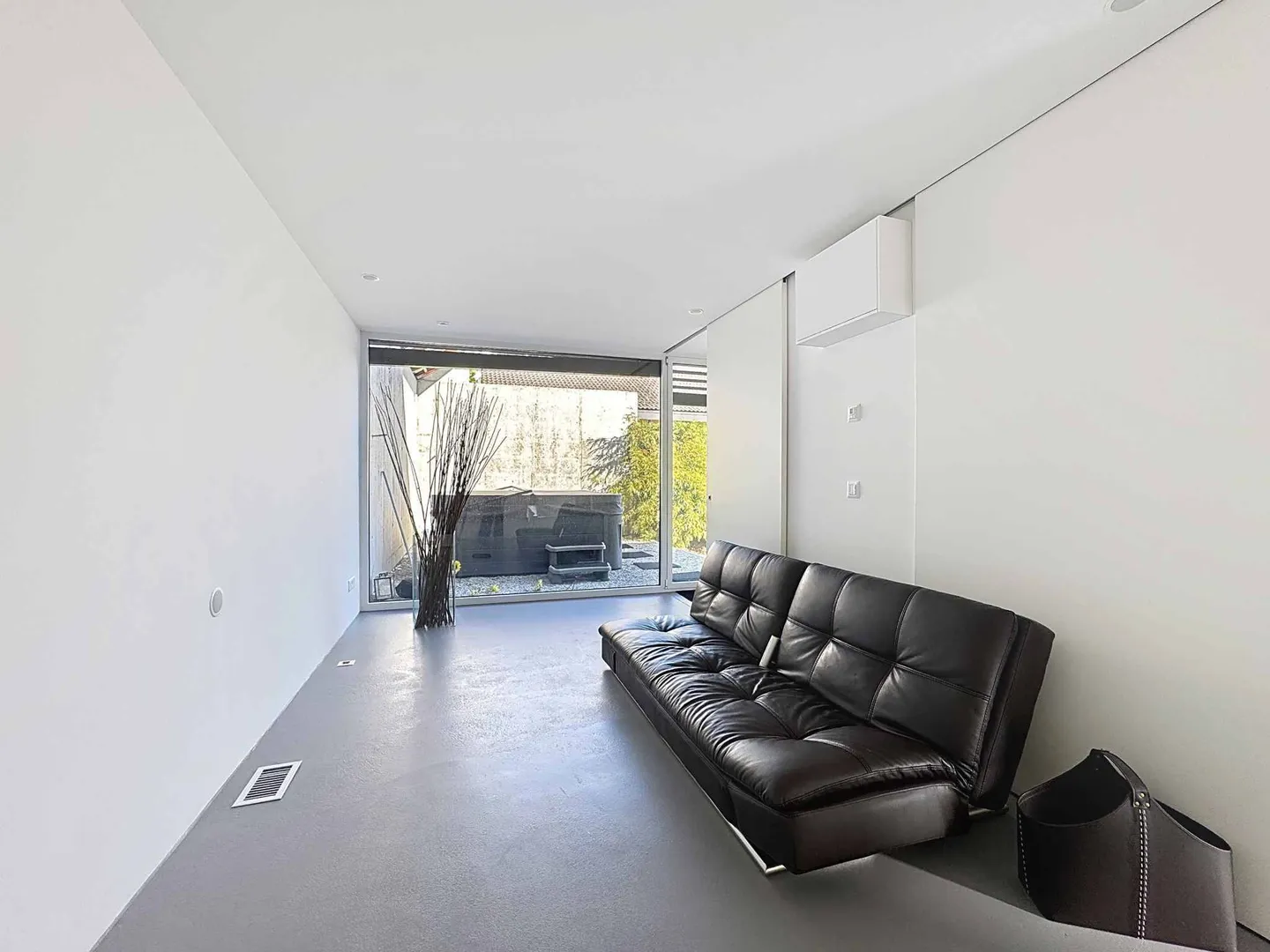 Villa moderne avec piscine - Photo 6 sur 11