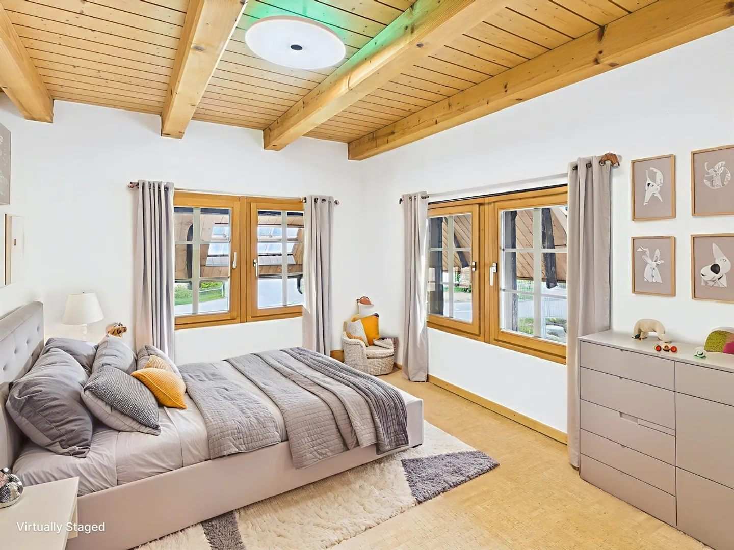 Casa a schiera ristrutturata di 5,5 stanze a Mattstetten - Foto 5 di 13