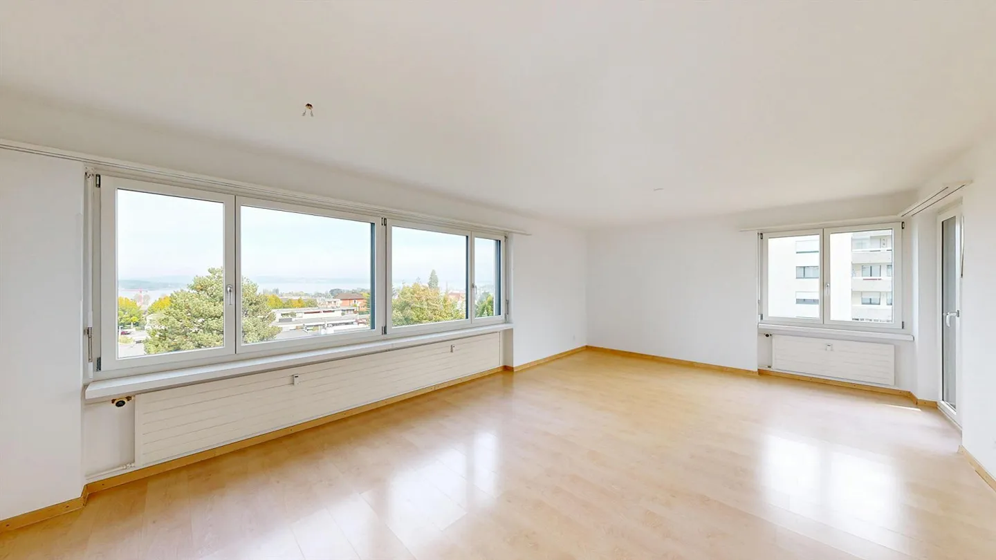 Appartamento luminoso con vista lago - Foto 2 di 7