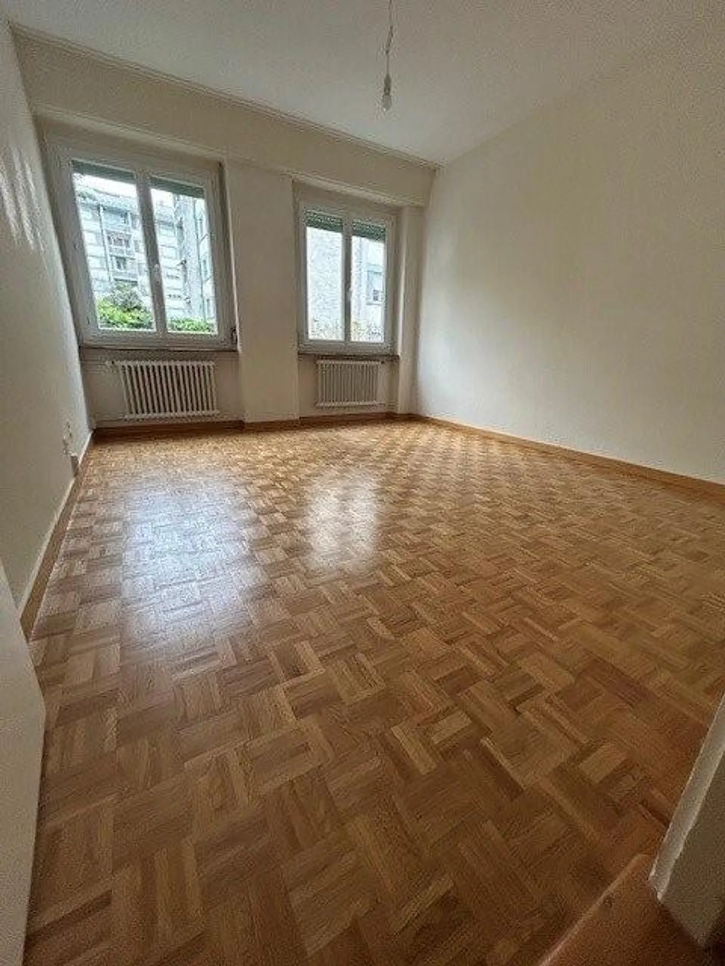 Zu ergreifen! Wunderschönes Studio in der Nähe des Stadtzentrums von Genf! - Foto 3 von 5