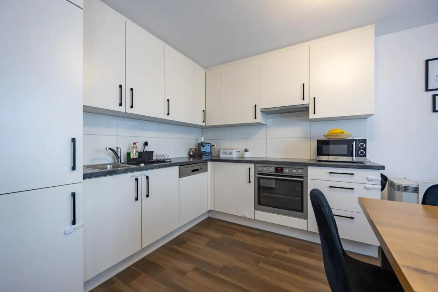 Casa di 4 famiglie ristrutturata e completamente affittata - Foto 3 di 6