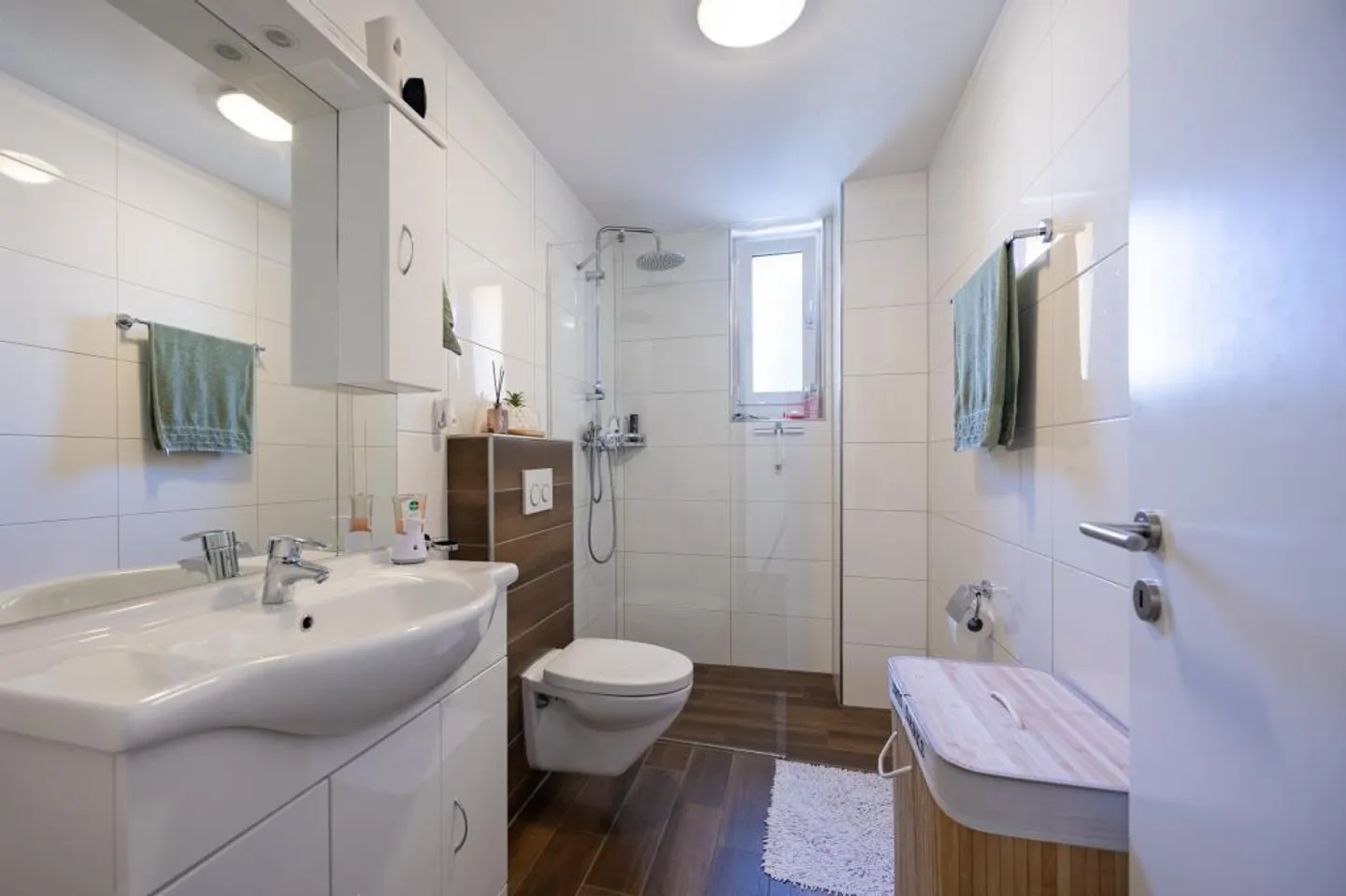 Casa di 4 famiglie ristrutturata e completamente affittata - Foto 4 di 6