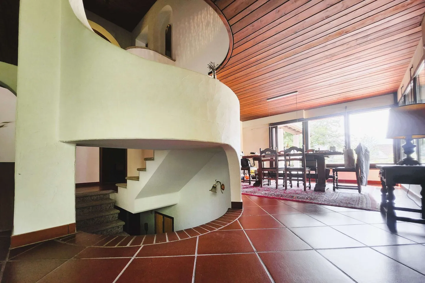 Casa unifamiliare con un grande giardino spettacolare - Foto 5 di 17