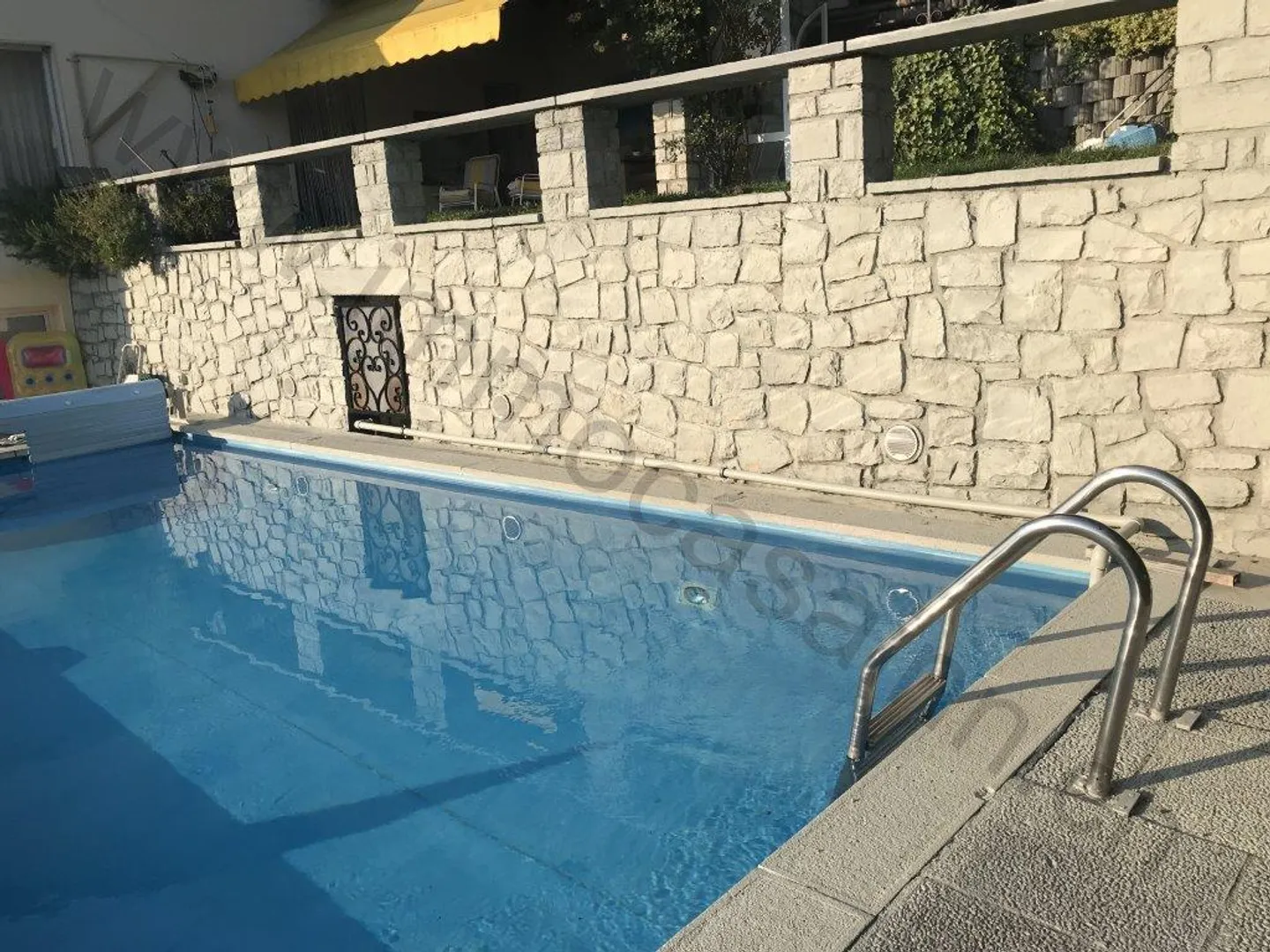 Villa with beautiful lake view in Bissone - Photo 12 of 12