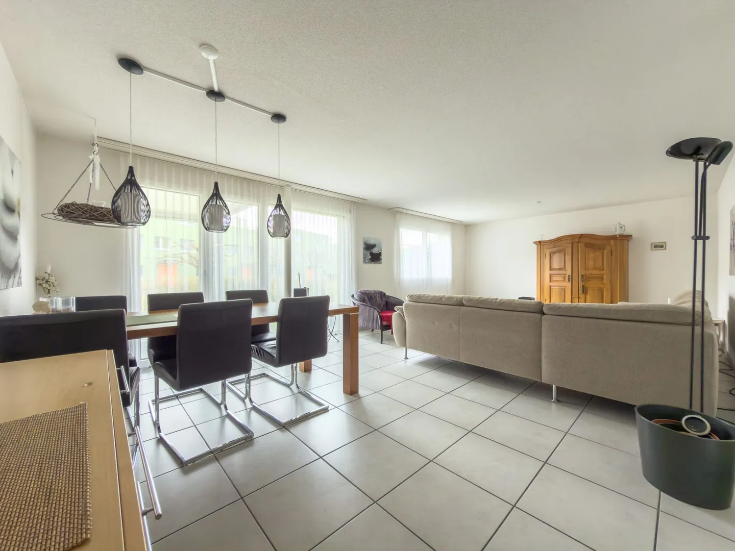 Spacious Garden Apartment in a Well-Maintained Location in Buchs - Photo 3 of 15