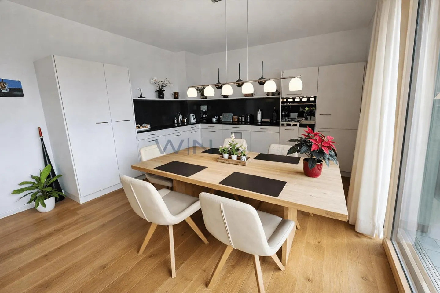 Appartamento moderno con terrazza - Foto 3 di 9