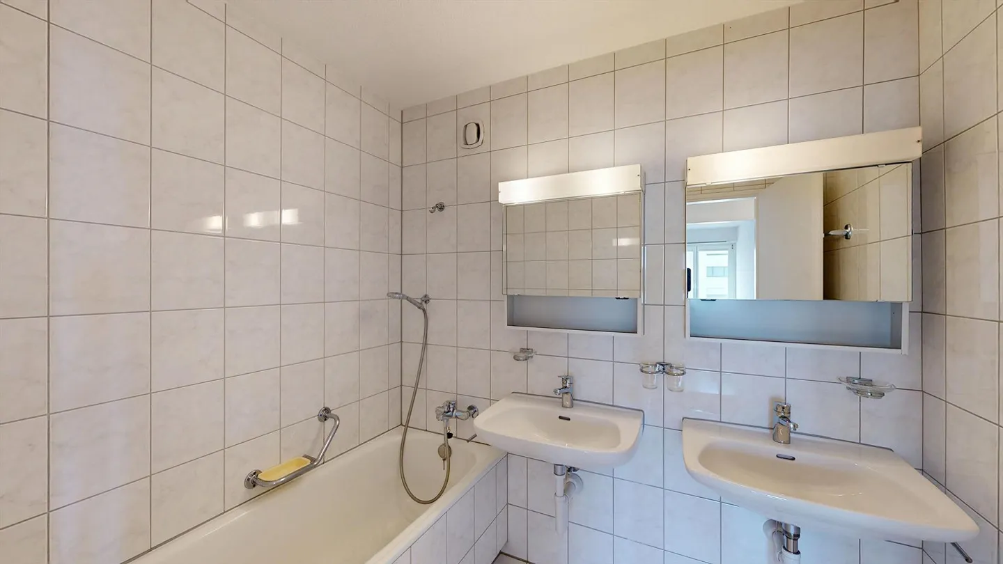 Appartamento luminoso con vista lago - Foto 5 di 7