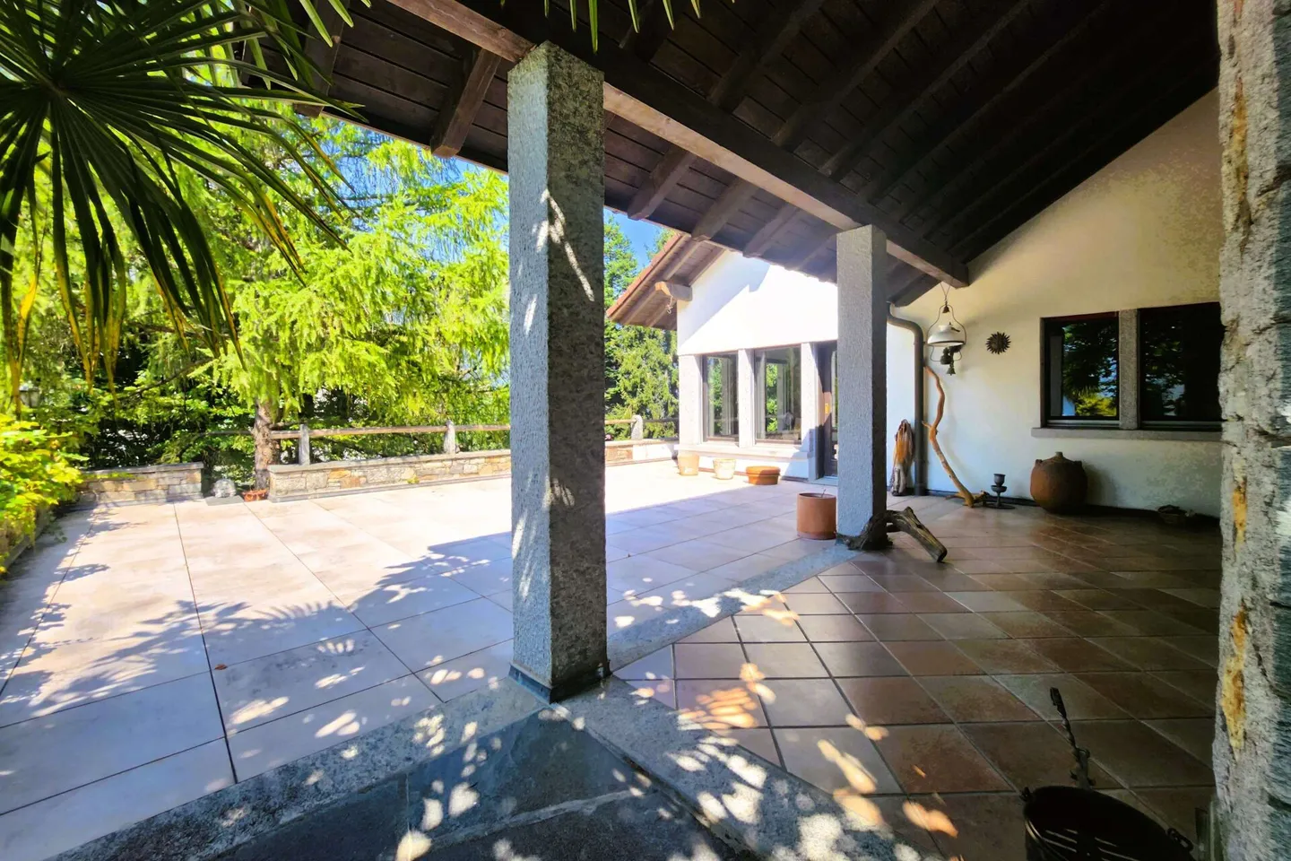 Casa unifamiliare con un grande giardino spettacolare - Foto 10 di 17