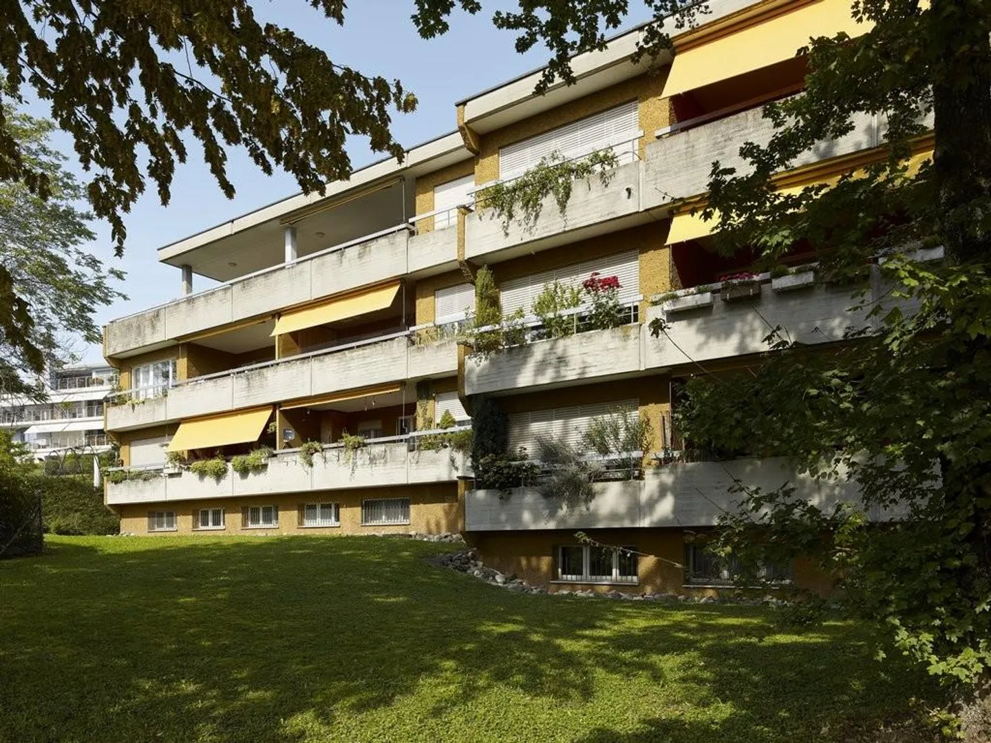 AFFITTARE SENZA DEPOSITO - Vivere con vista sul lago e sulle montagne - Foto 1 di 4