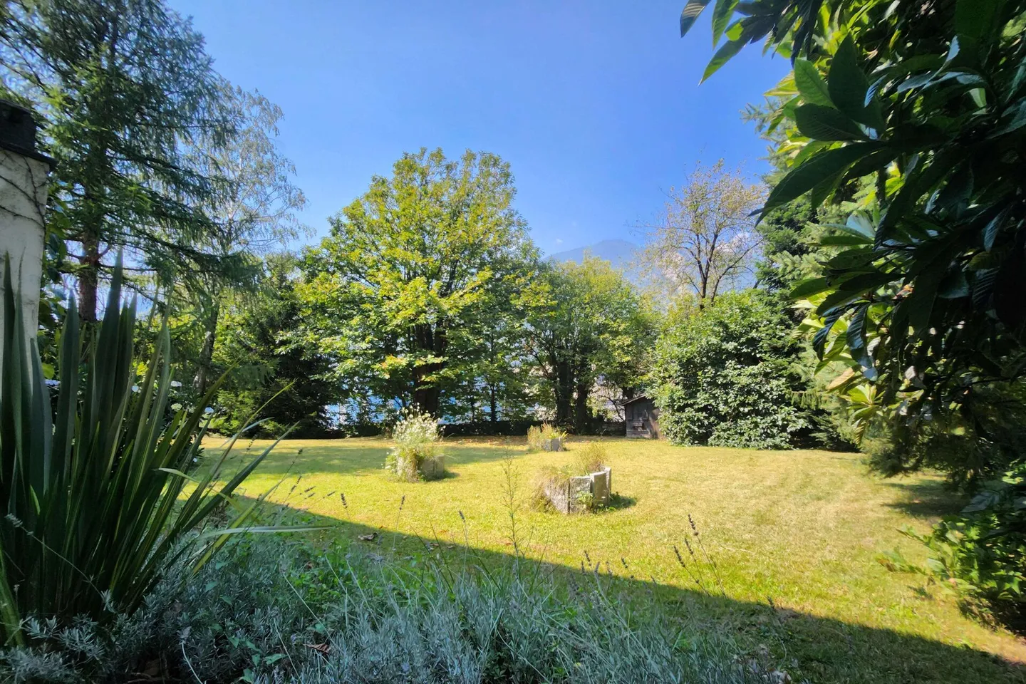 Casa unifamiliare con un grande giardino spettacolare - Foto 17 di 17