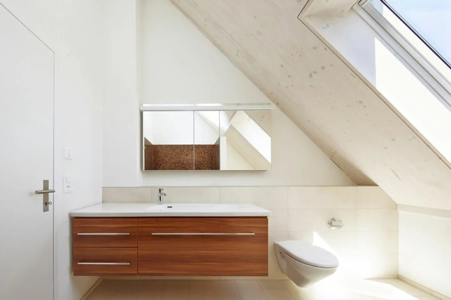 Moderno appartamento duplex di 3,5 stanze con galleria - Foto 7 di 15